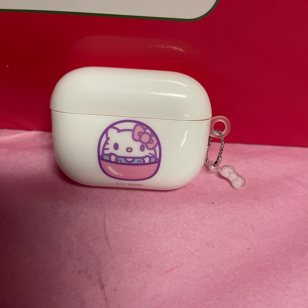 Hello Kitty AirPod case
